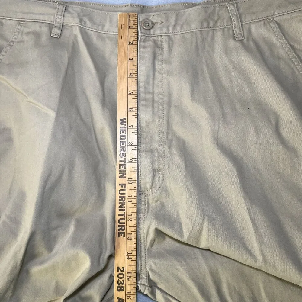 Wrangler Cargo Shorts NWT Mens 42 Relaxed Fit Beige Khaki Pockets Cotton